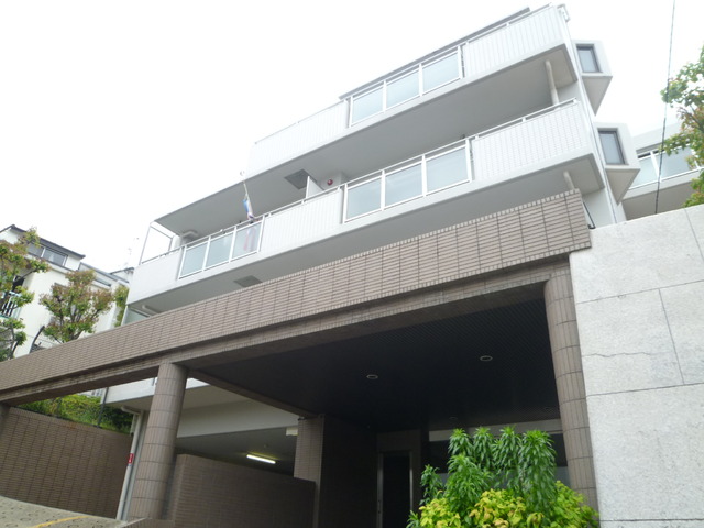 ステイツ神戸青谷・城の下通３０３