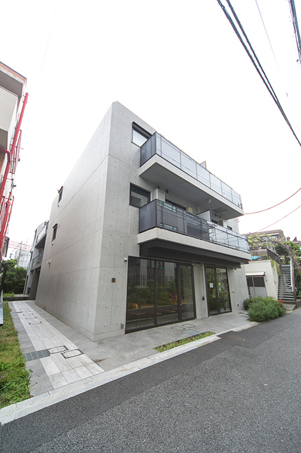 アヴニール三軒茶屋
