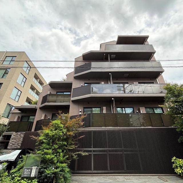 パークアクシス市谷加賀町